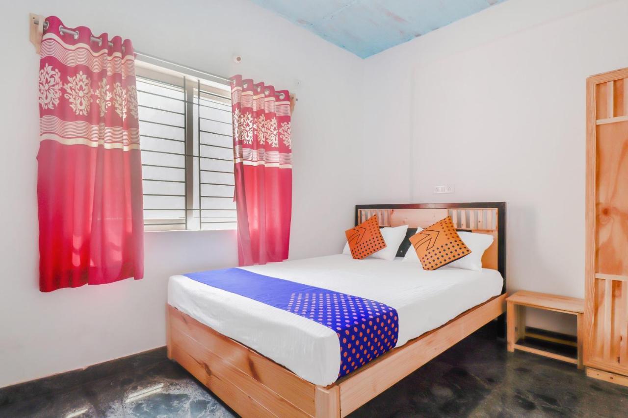 מלון העיר בנגלור Santa Maria Near Indiranagar Metro Station מראה חיצוני תמונה